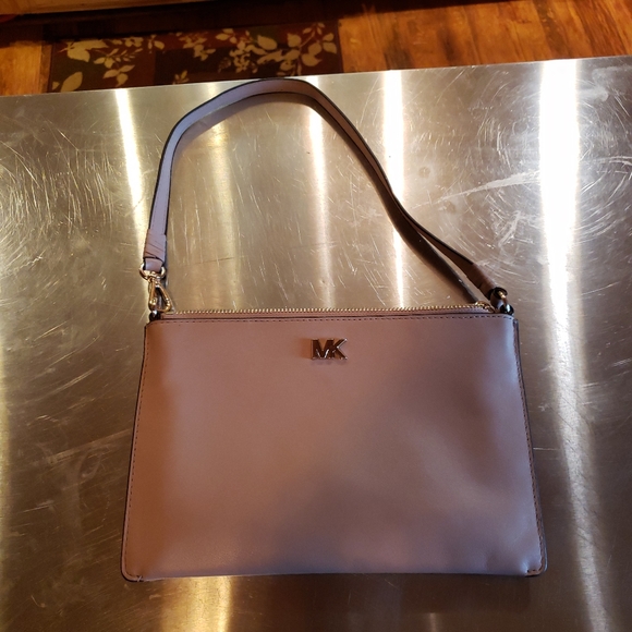 Micheal Kors - Picture 8 of 8
